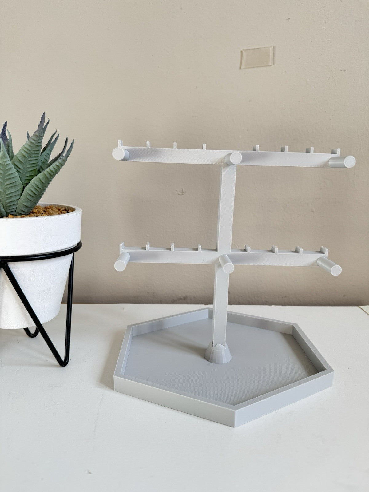 Jewellery & Accessories Stand - Necklace, Bracelet And Ring Organiser Display