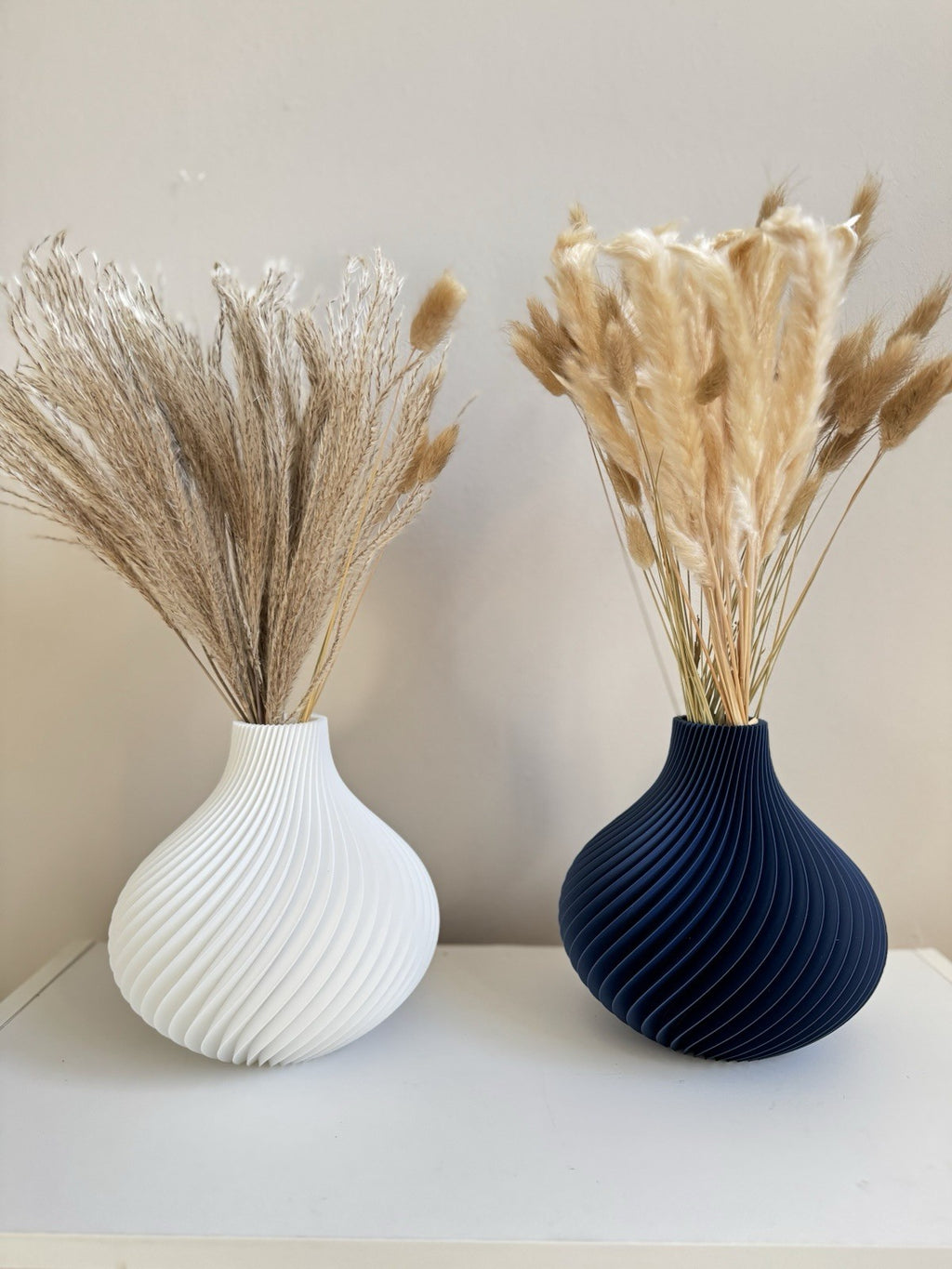 Modern Spiral Vase Set of 2 – White & Navy Decorative Vases | Home Decor