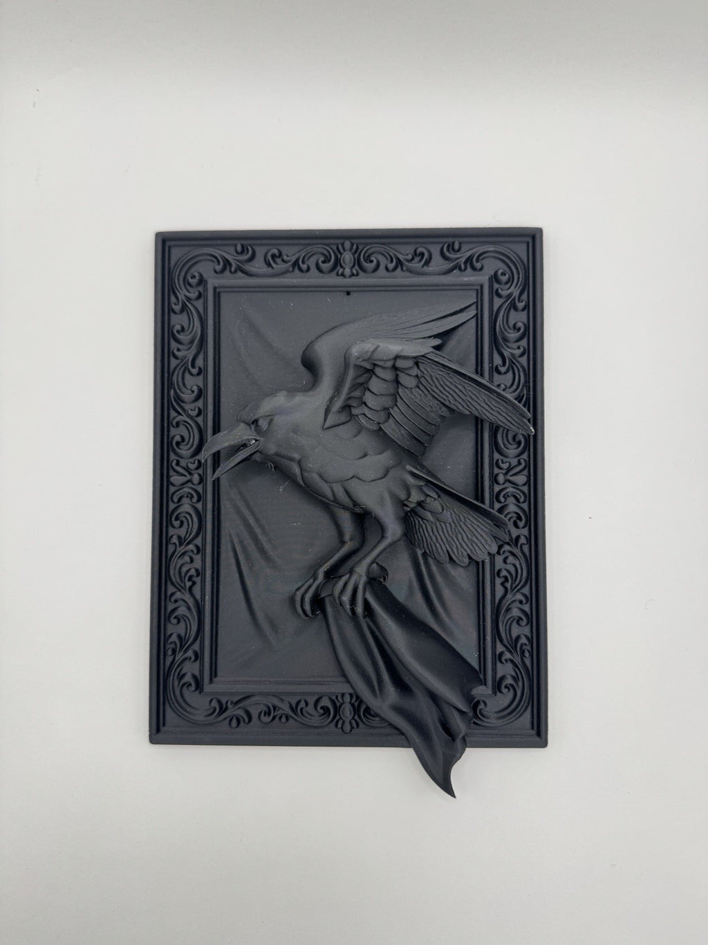 Gothic Raven Wall Art – 3D Black Crow Frame Decor – Dark Academia Home Ornament