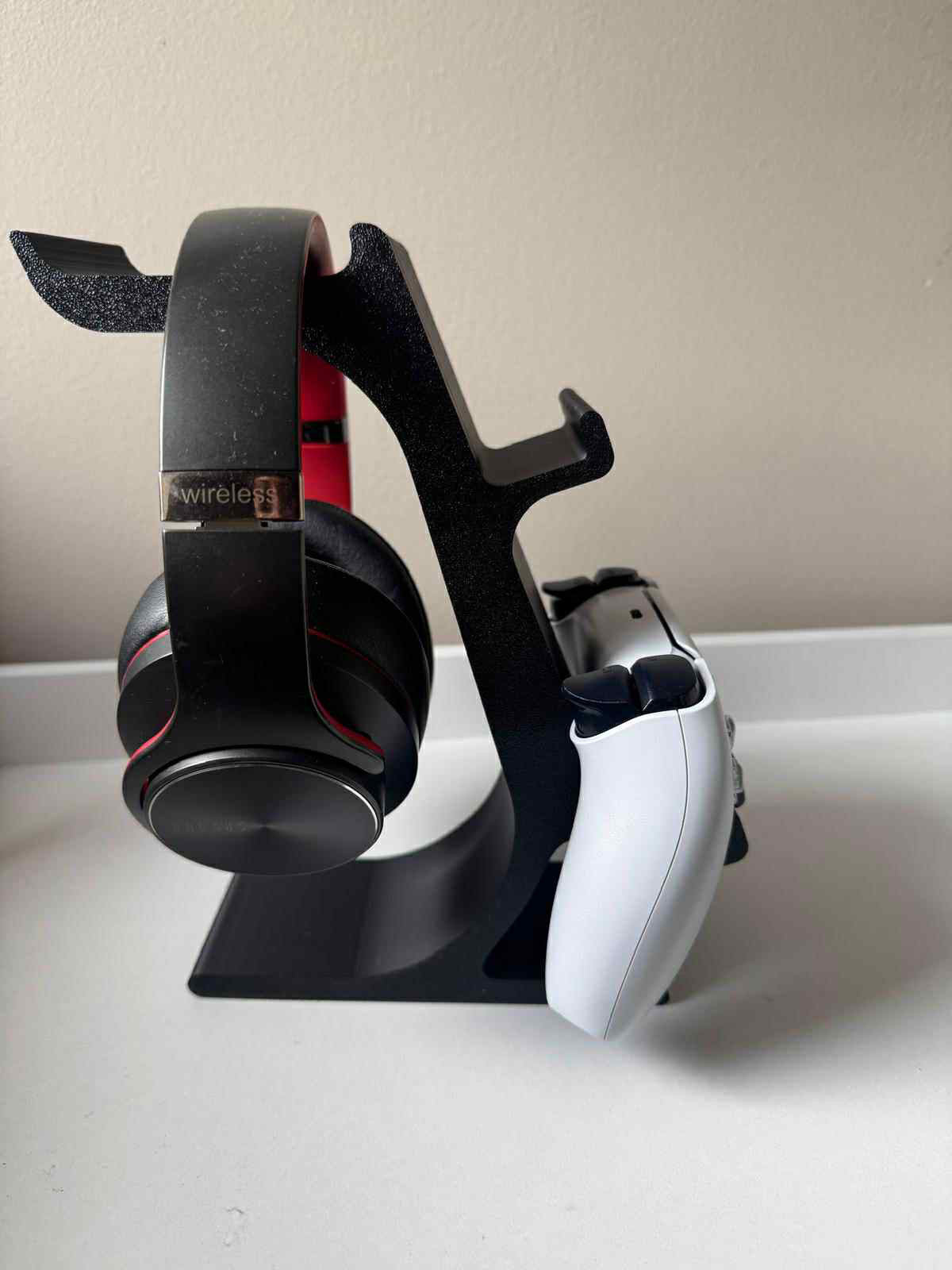 Gamer PS Controller & Headset Stand – PlayStation Controller Display