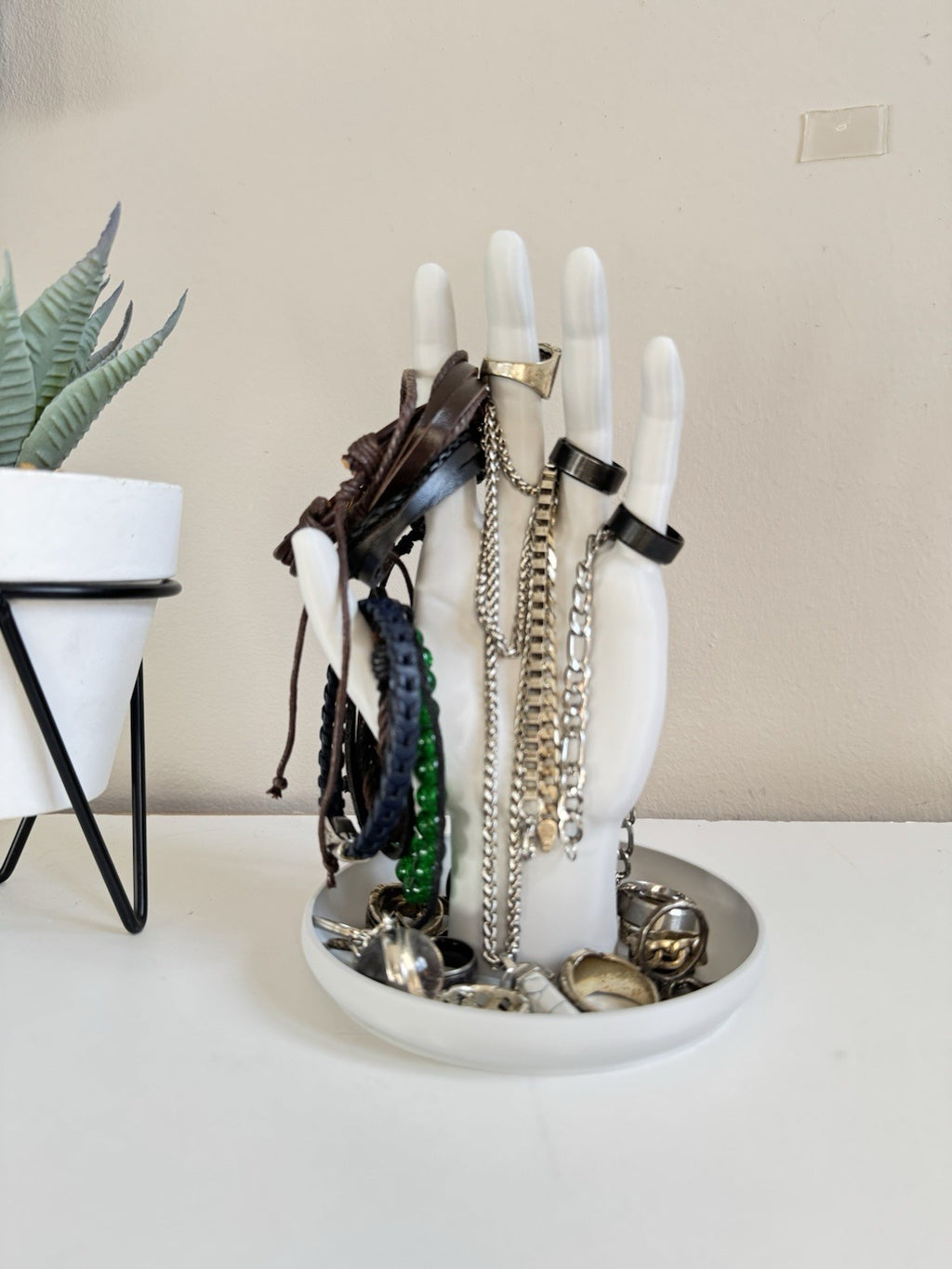 Jewellery Display Hand Stand - Accessories Holder For Rings & Bracelets