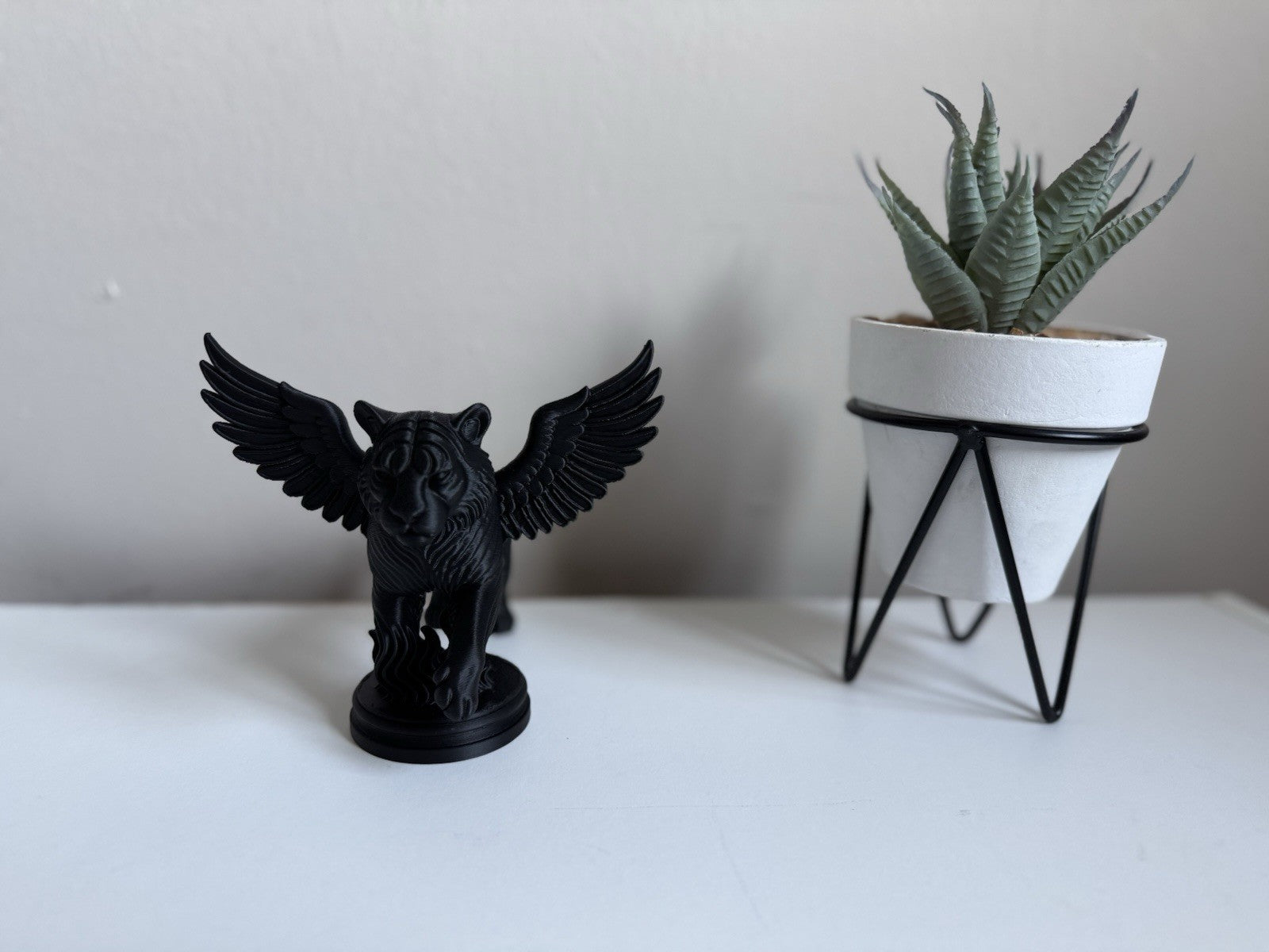 Gothic Tiger Statue - Black Wild Cat Figurine, Dark Animal Home Decor