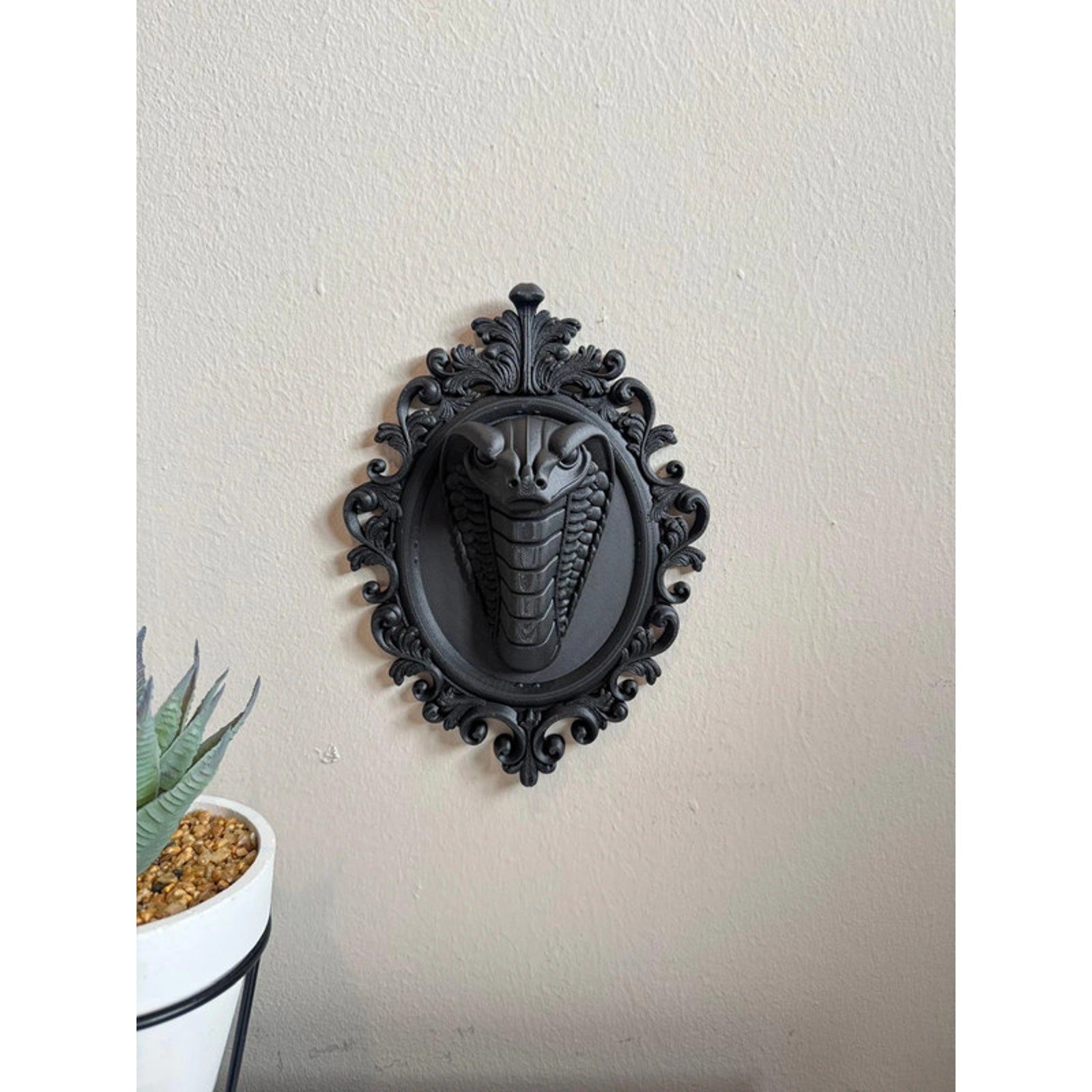 Gothic Snake Wall Plaque | Dark Academia Decor | Victorian Wall Art 🖤