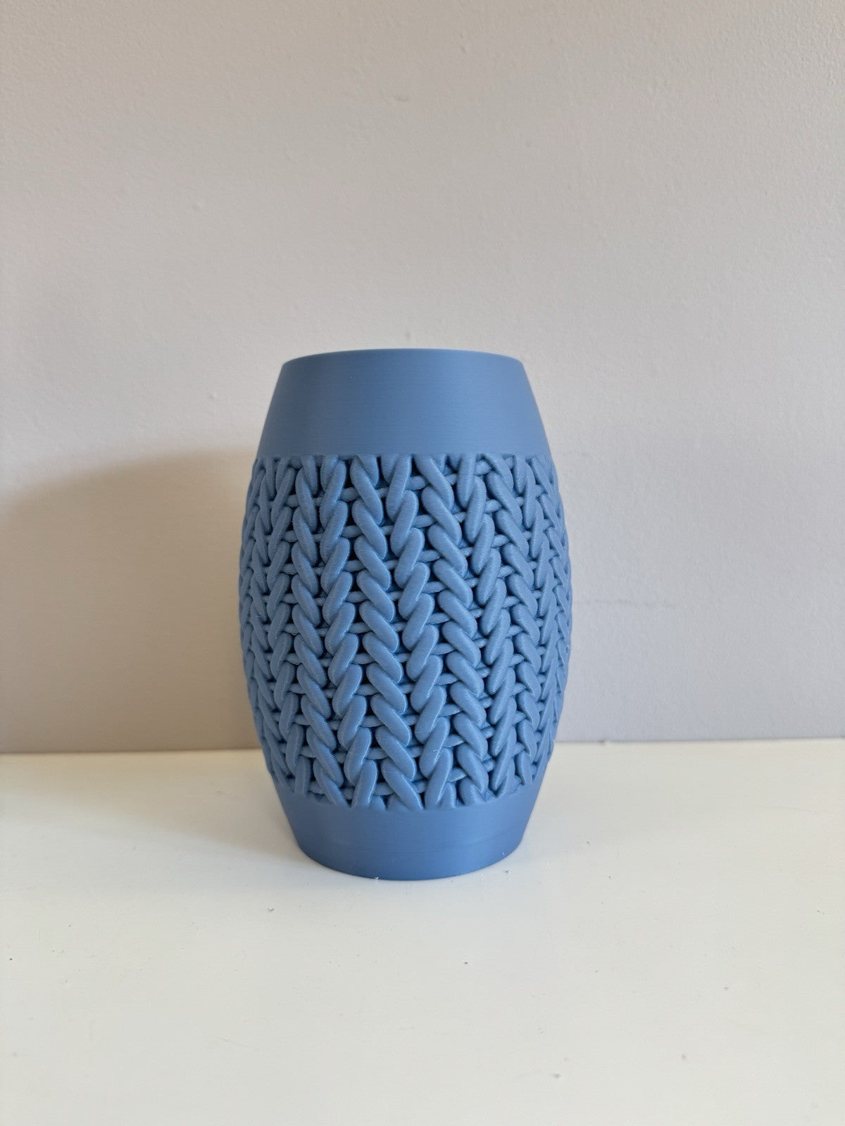 Blue Textured Knit-Pattern Vase – Modern Decorative Dry Flower Holder Home Decor