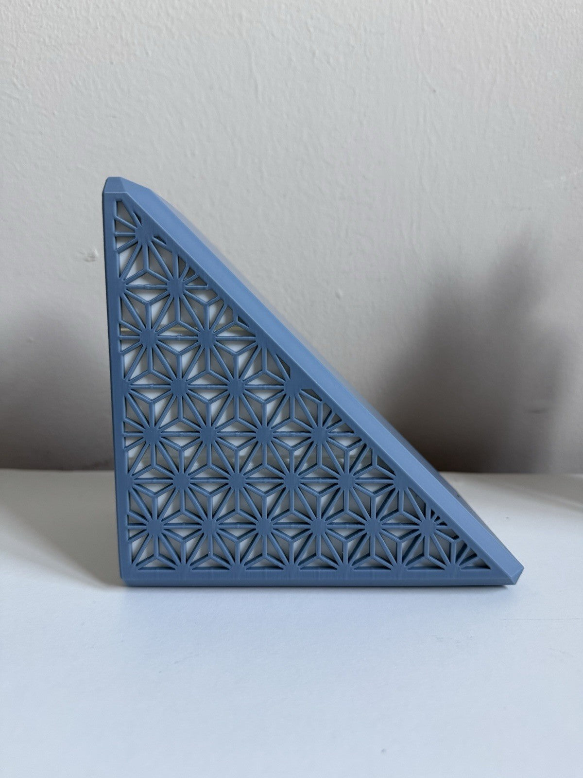 Geometric Desk Organizer – Triangle Pen &Note Holder | Modern Stationary Storage