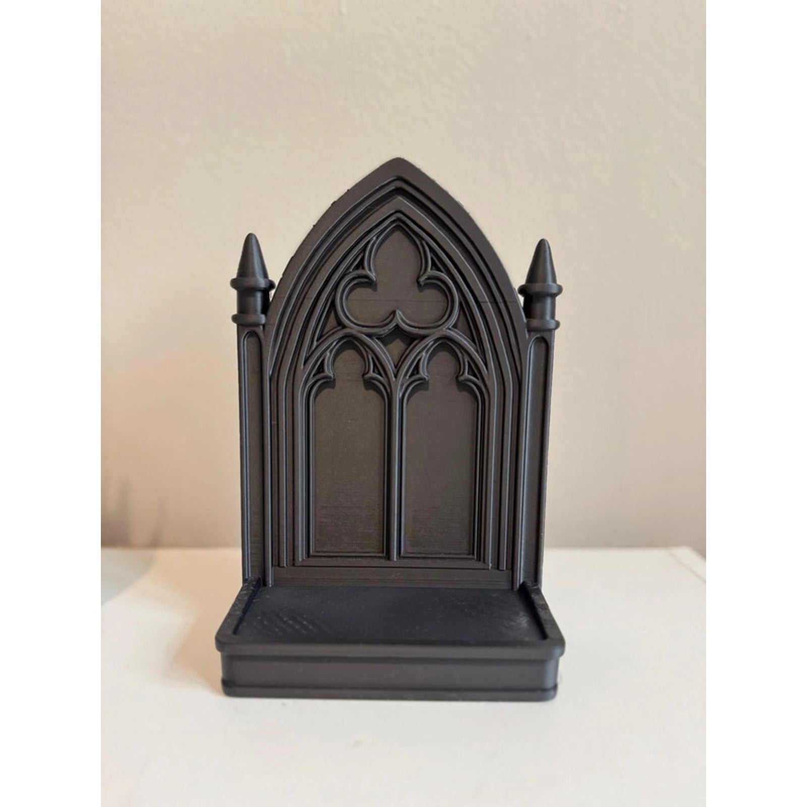 🖤 Gothic Cathedral Display Stand – Black Jewellery & Perfume Holder